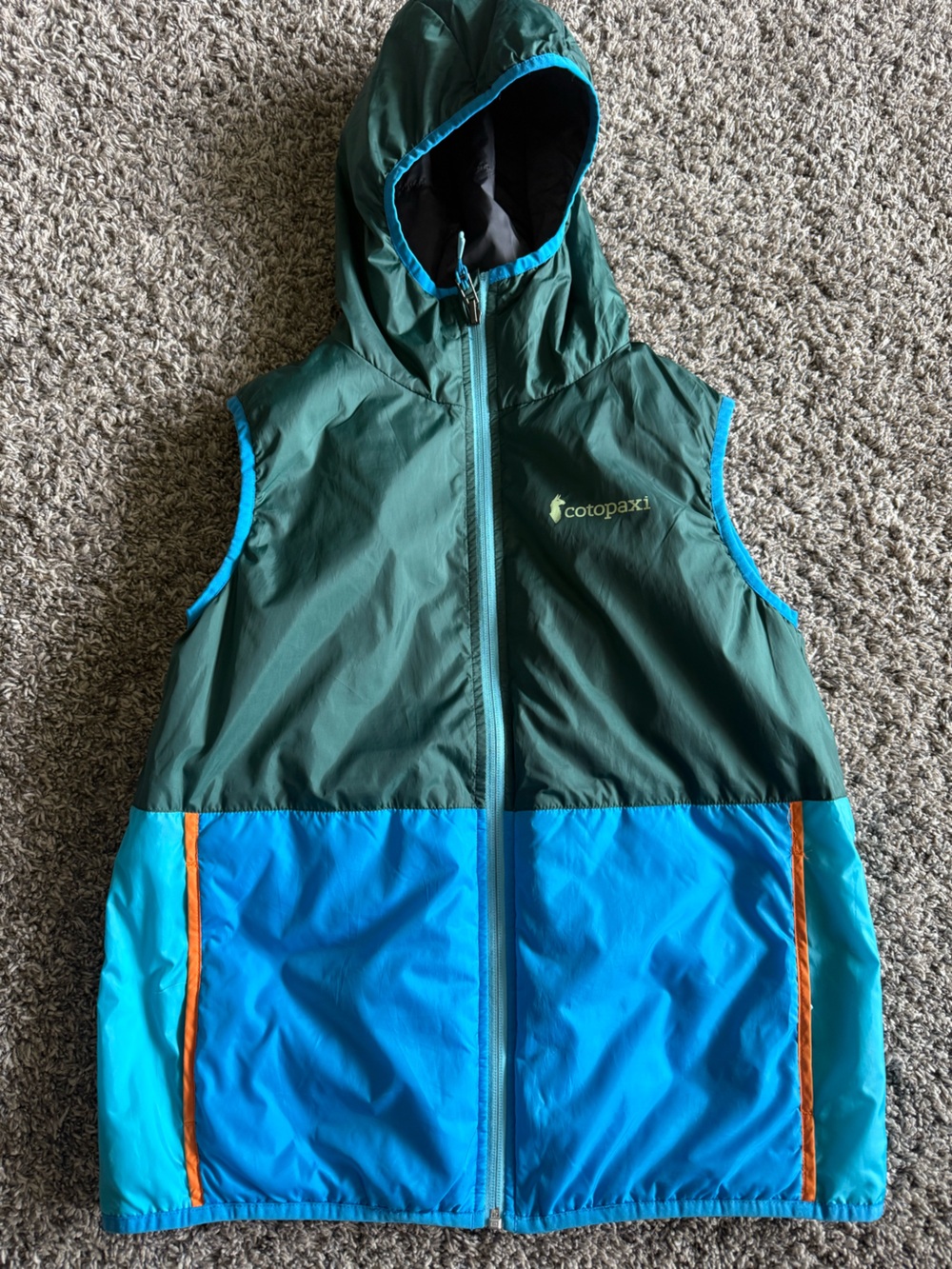 Cotopaxi Green, Teal, Bright Blue and black Hooded reversible Vest small